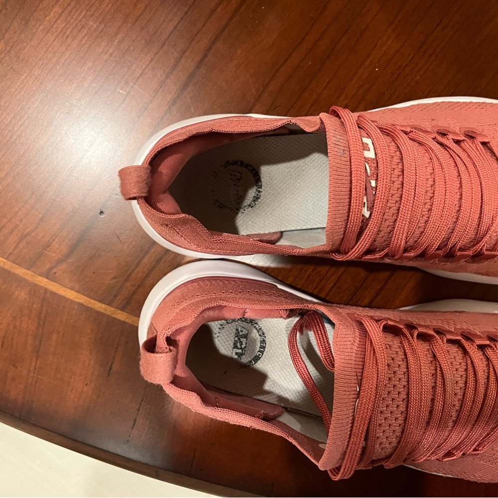 Fila Women's Pink Athletic Shoes